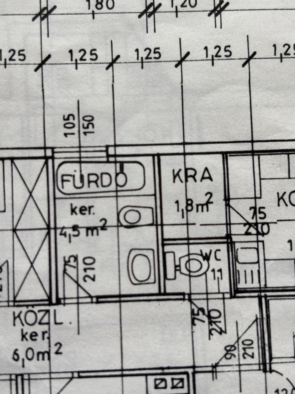A fürdőszoba eredeti alaprajza méretekkel, NM Bau